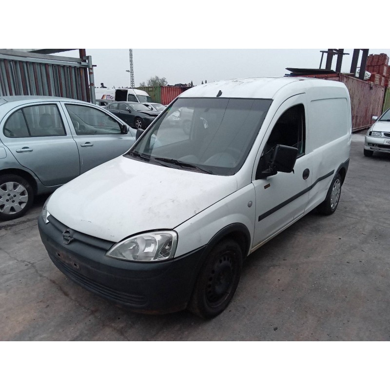 opel combo (corsa c) del año 2004