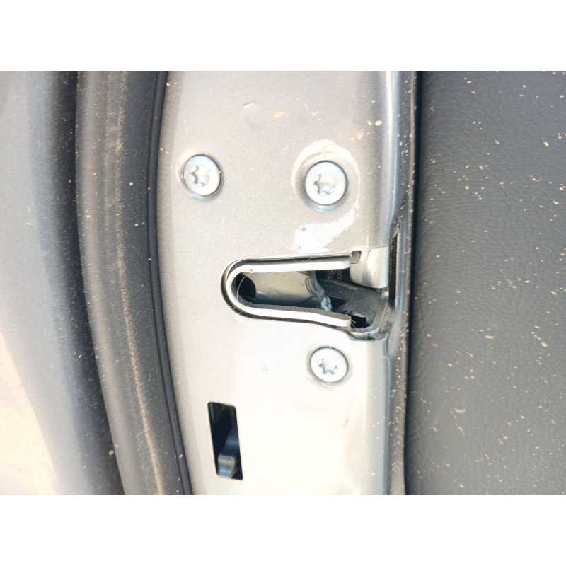 Recambio de cerradura puerta trasera izquierda para mercedes-benz clase cla (w117) cla 220 cdi (117.303) referencia OEM IAM   