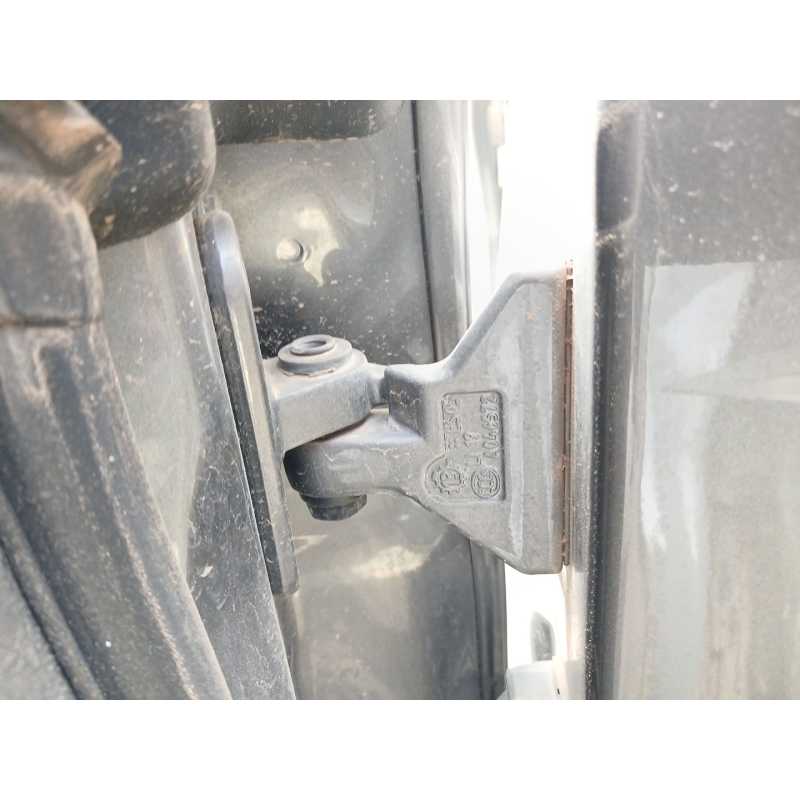 Recambio de bisagra puerta trasera izquierda para mercedes-benz clase cla (w117) cla 220 cdi (117.303) referencia OEM IAM   