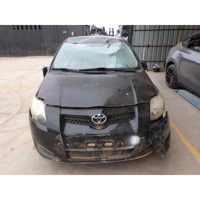 toyota auris del año 2008