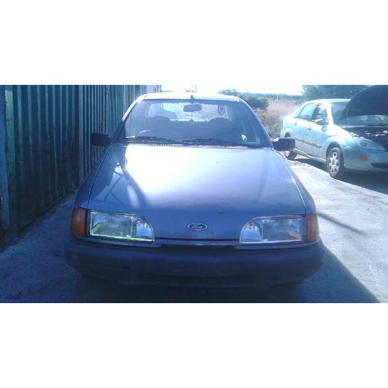 ford sierra berlina del año 1989