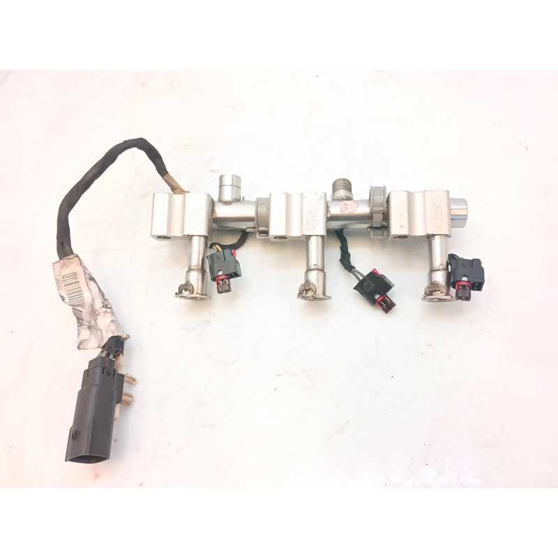 Recambio de rampa inyectora para ford focus st-line referencia OEM IAM H6BG9D280AA 3