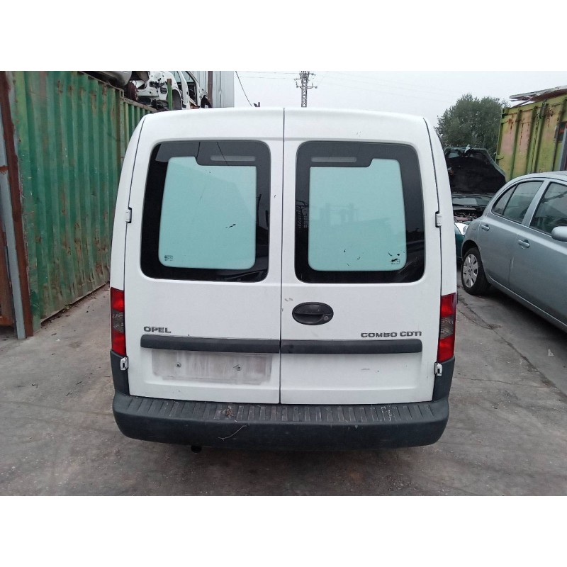 opel combo (corsa c) del año 2004
