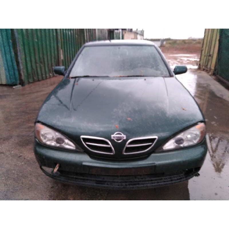 nissan primera berlina (p11) del año 2000