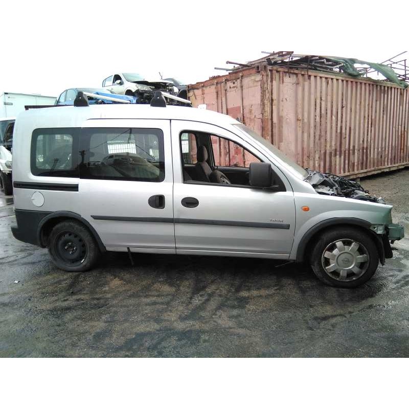 opel combo (corsa c) del año 2002