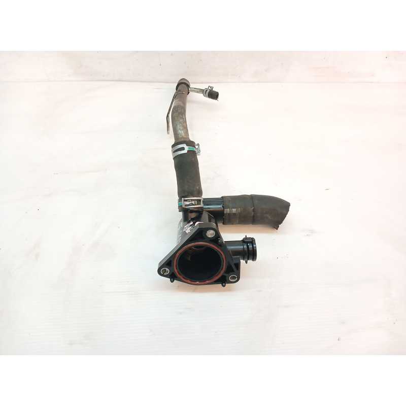 Recambio de tapa caja termostato para toyota yaris ts referencia OEM IAM NTCL - Negro 3