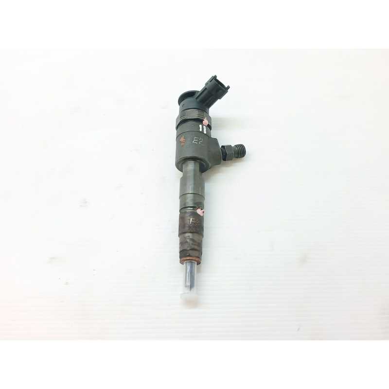 Recambio de inyector para peugeot 3008 allure referencia OEM IAM 0445110566  