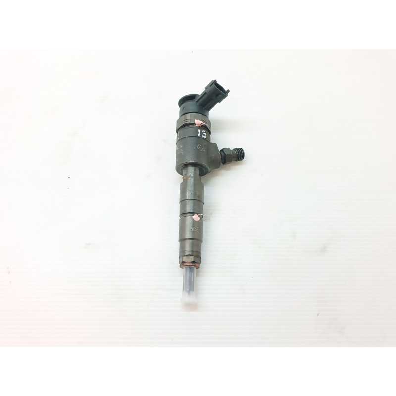 Recambio de inyector para peugeot 3008 allure referencia OEM IAM 0445110566  