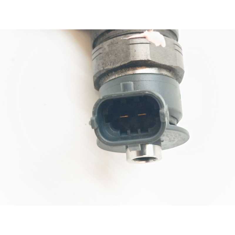 Recambio de inyector para peugeot 3008 allure referencia OEM IAM 0445110566 3