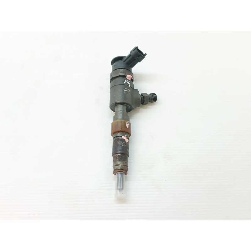 Recambio de inyector para peugeot 3008 allure referencia OEM IAM 0445110566  