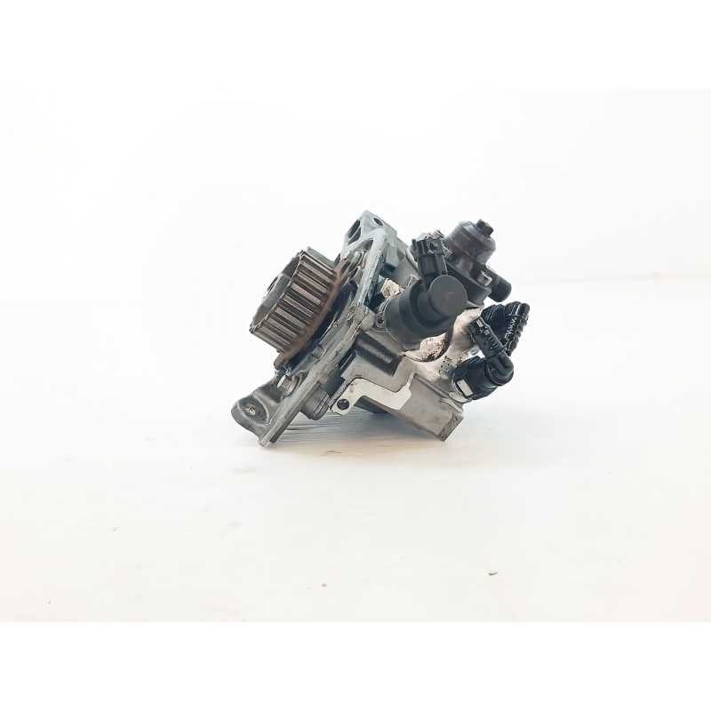Recambio de bomba inyeccion para peugeot 3008 allure referencia OEM IAM 9811347380 0445010739 