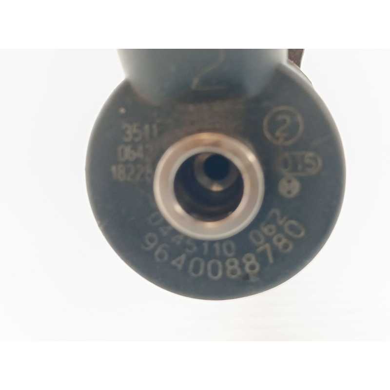 Recambio de inyector para citroën jumper caja cerrada, techo sobreelev. desde '02 35 lh 2.2 hdi/-hdi 100 referencia OEM IAM 9640 - Blanco 2