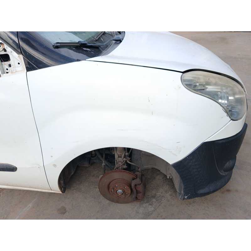 Recambio de aleta delantera derecha para fiat doblo cargo (263_) 1.3 d multijet referencia OEM IAM   