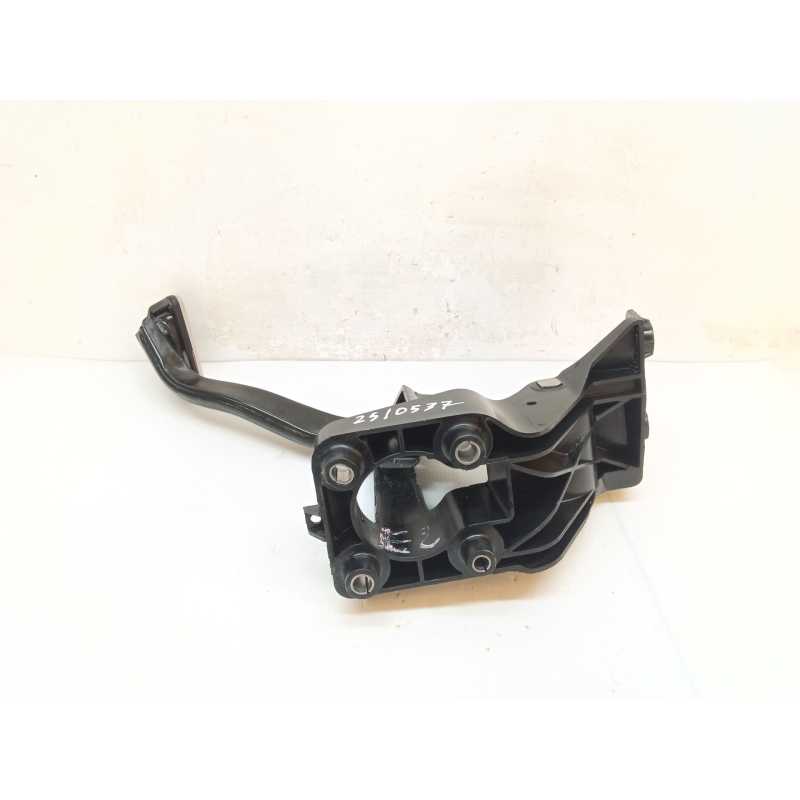 Recambio de pedal freno para ford mustang gt referencia OEM IAM FR3C2D094CF - Rojo 4