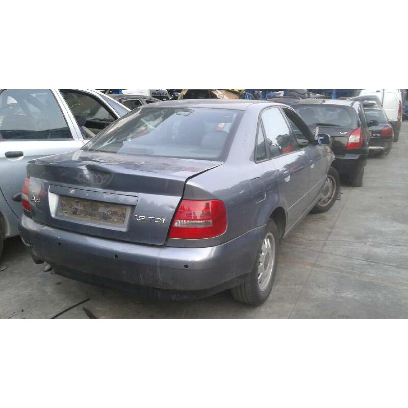 audi a4 berlina (b5) del año 2000
