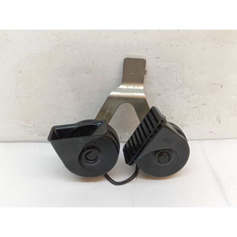 Recambio de claxon para ford mustang gt referencia OEM IAM FR3T13A803CC  