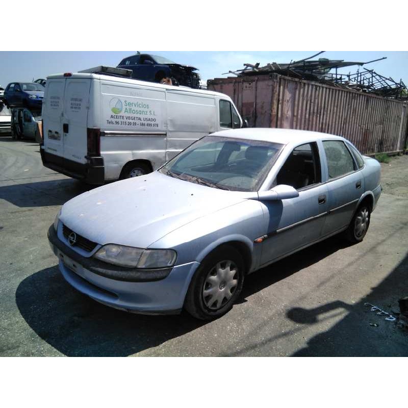 opel vectra b berlina del año 1998