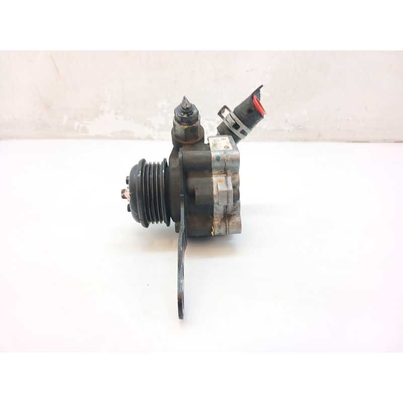 Recambio de bomba direccion para ford mondeo iii (b5y) 2.0 tdci referencia OEM IAM XS713A674BF  