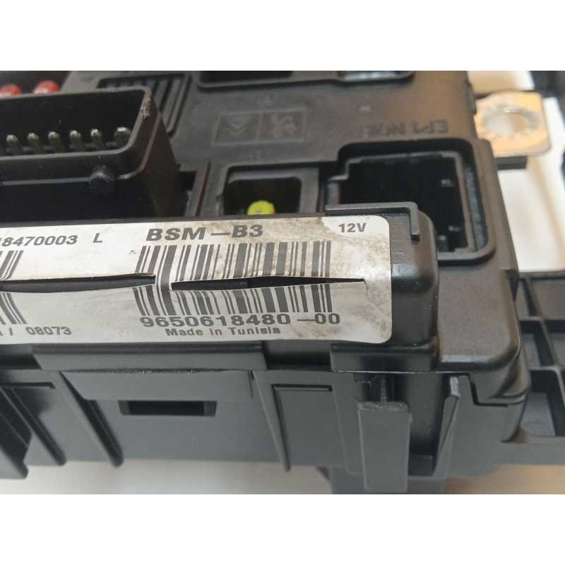 Recambio de caja reles / fusibles para citroën xsara picasso (n68) 1.6 hdi referencia OEM IAM 9650618480 - Blanco 2