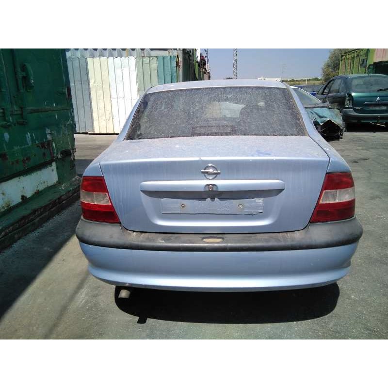 opel vectra b berlina del año 1998