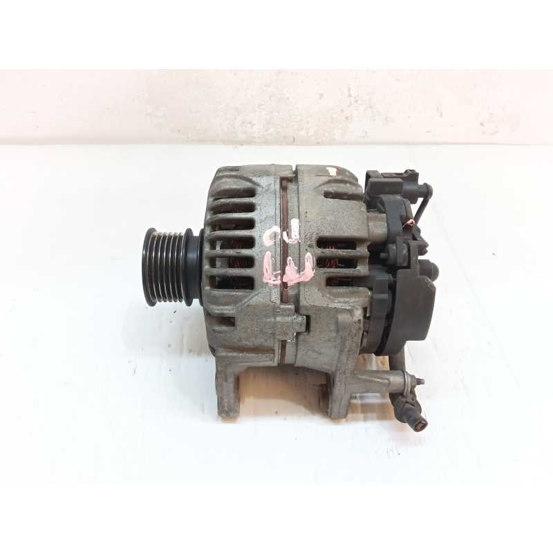 Recambio de alternador para volkswagen polo iv (9n_, 9a_) 1.4 16v referencia OEM IAM 037903025M 0124325013 