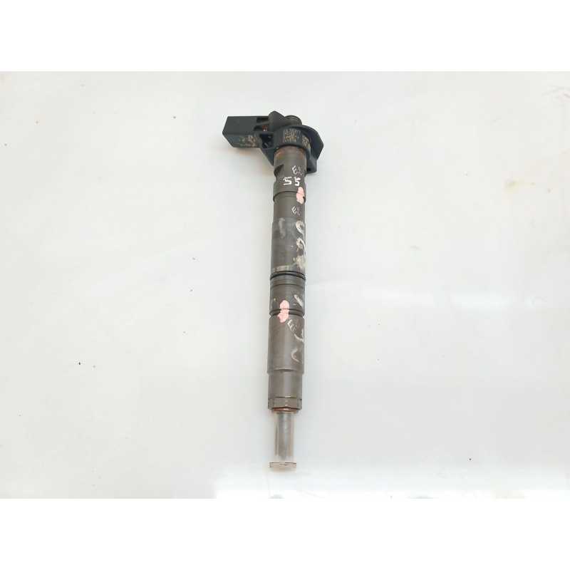 Recambio de inyector para audi a4 b8 (8k2) 2.0 tdi referencia OEM IAM 03L130277  