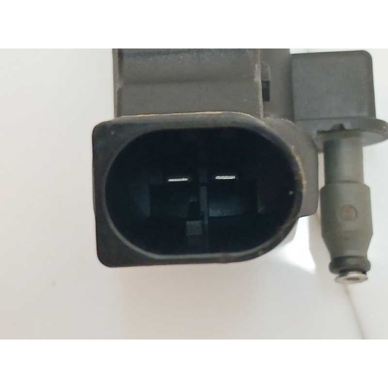 Recambio de inyector para audi a4 b8 (8k2) 2.0 tdi referencia OEM IAM 03L130277 - Gris 3