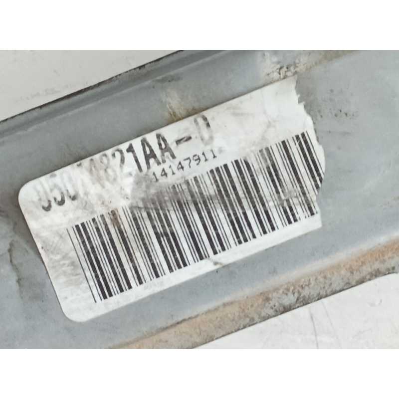 Recambio de elevalunas delantero izquierdo para chrysler jeep compass limited plus 4x2 referencia OEM IAM 05074821AAD - Rojo 2