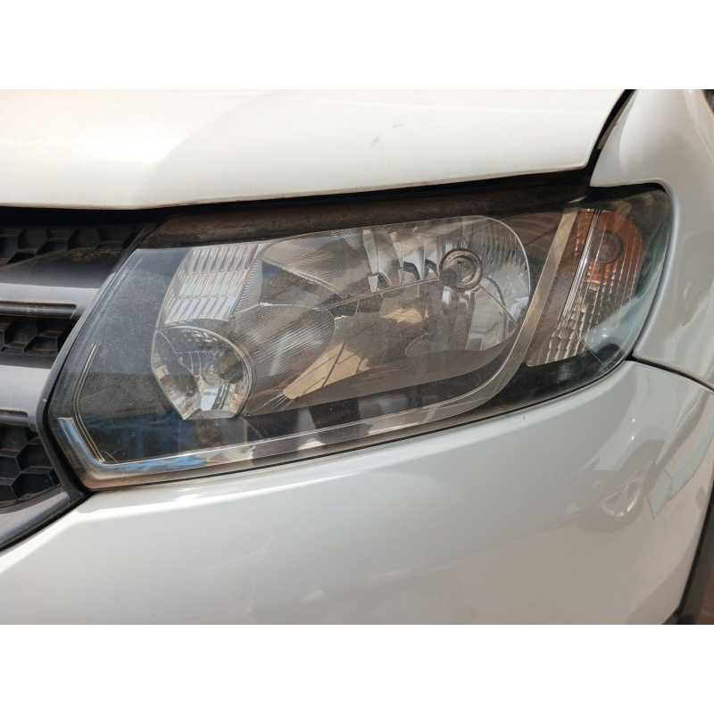 Recambio de faro izquierdo para dacia sandero stepway referencia OEM IAM   