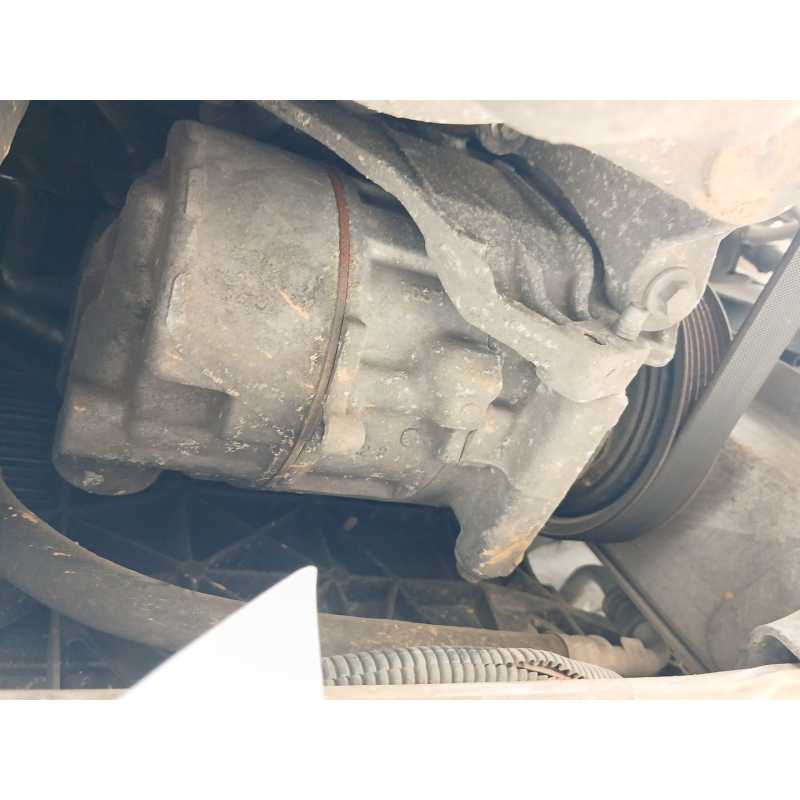 Recambio de compresor aire acondicionado para renault scenic iii dynamique referencia OEM IAM - Blanco 2