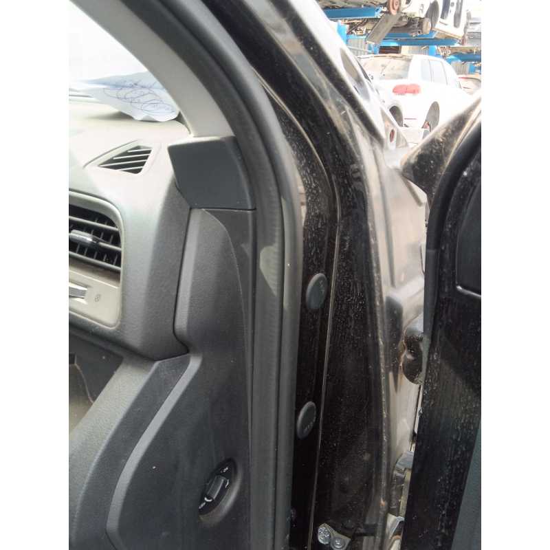 Recambio de goma puerta delantera derecha para ssangyong tivoli limited 4x2 referencia OEM IAM 2