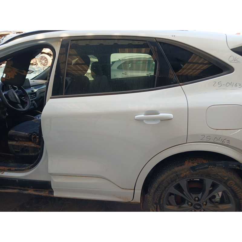 Recambio de puerta trasera izquierda para ford kuga referencia OEM IAM   