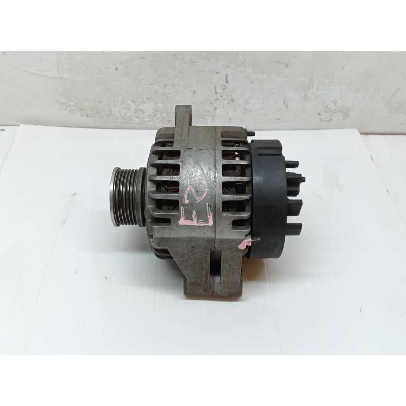 Recambio de alternador para opel zafira / zafira family b (a05) 1.9 cdti (m75) referencia OEM IAM 93169028 0986048793 
