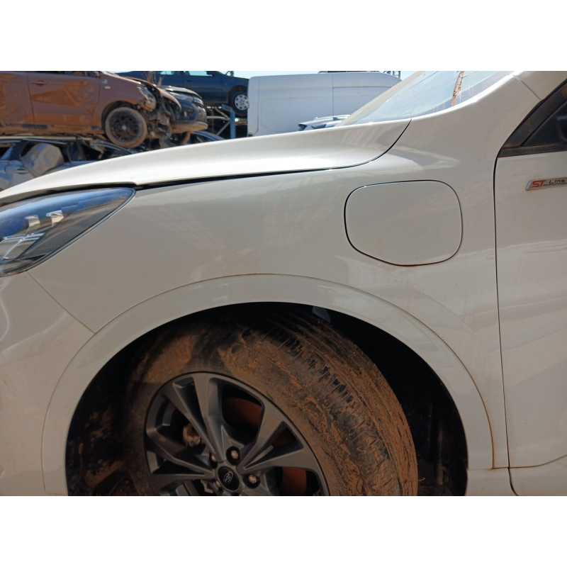 Recambio de aleta delantera izquierda para ford kuga referencia OEM IAM   
