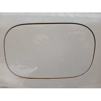 TAPA EXTERIOR COMBUSTIBLE KU5A9A095AA 