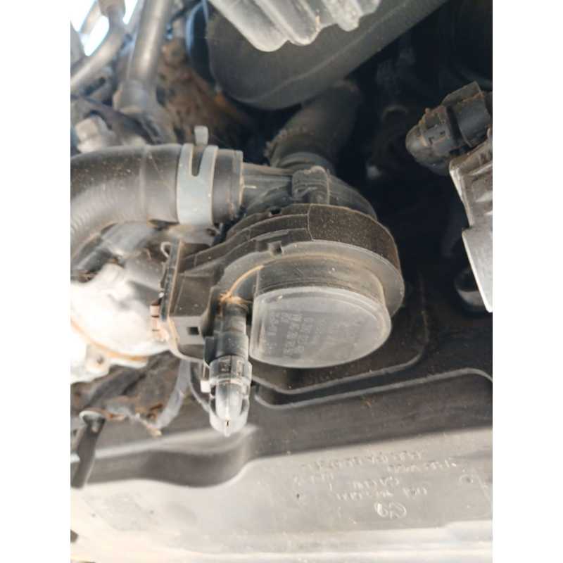 Recambio de bomba recirculacion agua - calefaccion para audi a3 sportback (8ya, 8yf) 30 tdi referencia OEM IAM 2Q0965567A  