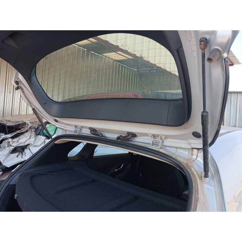 Recambio de amortiguadores maletero / porton para hyundai i30 (pd) essence referencia OEM IAM   