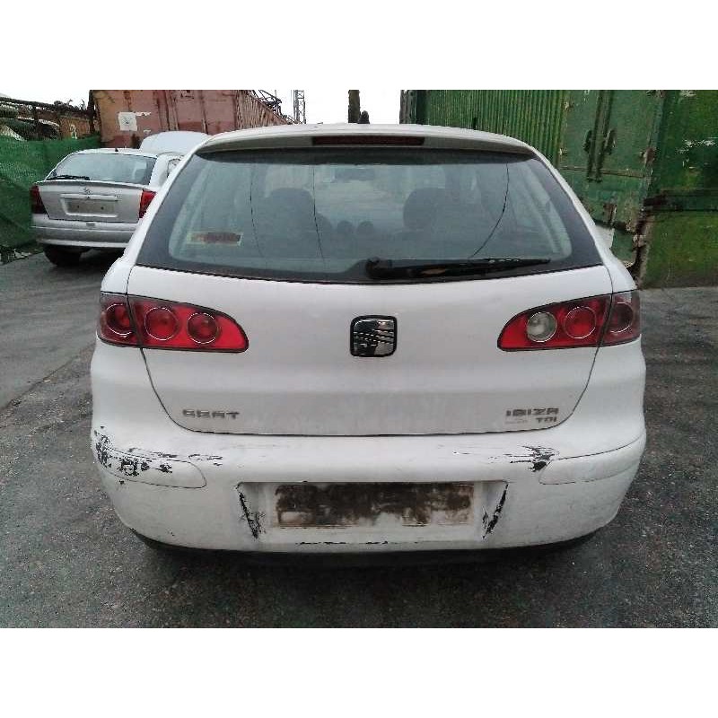 seat ibiza (6l1) del año 2002
