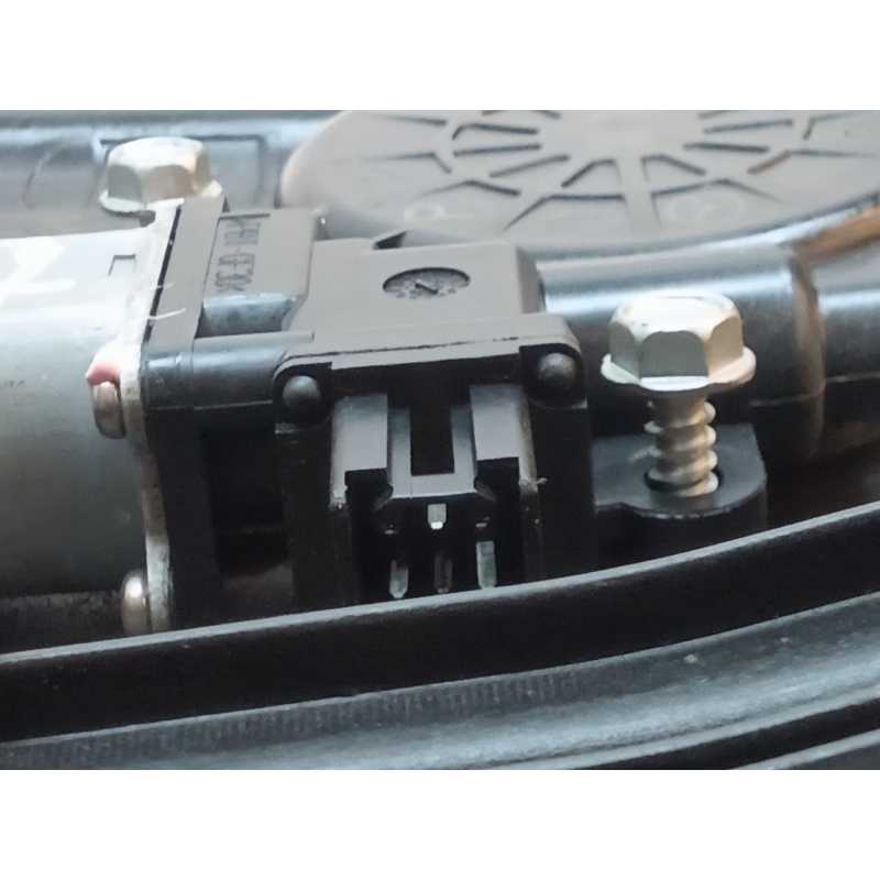 Recambio de elevalunas trasero derecho para mazda cx-5 (ke, gh) 2.0 (keefw) referencia OEM IAM KD537297X - Rojo 3