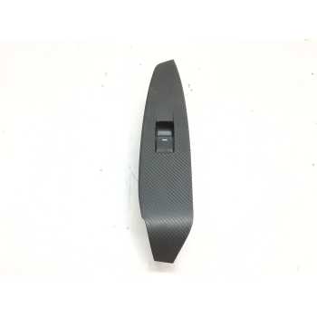 MANDO ELEVALUNAS TRASERO DERECHO K0021 