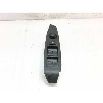 MANDO ELEVALUNAS DELANTERO IZQUIERDO K0021 