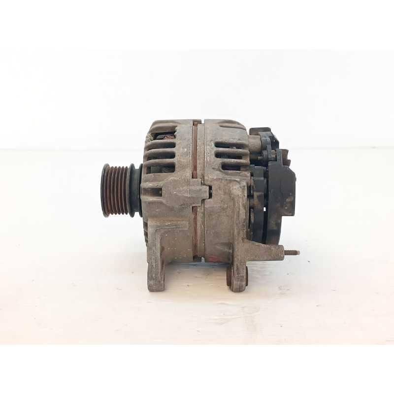 Recambio de alternador para seat leon (1m1) signo referencia OEM IAM 0124325013 037903025M 