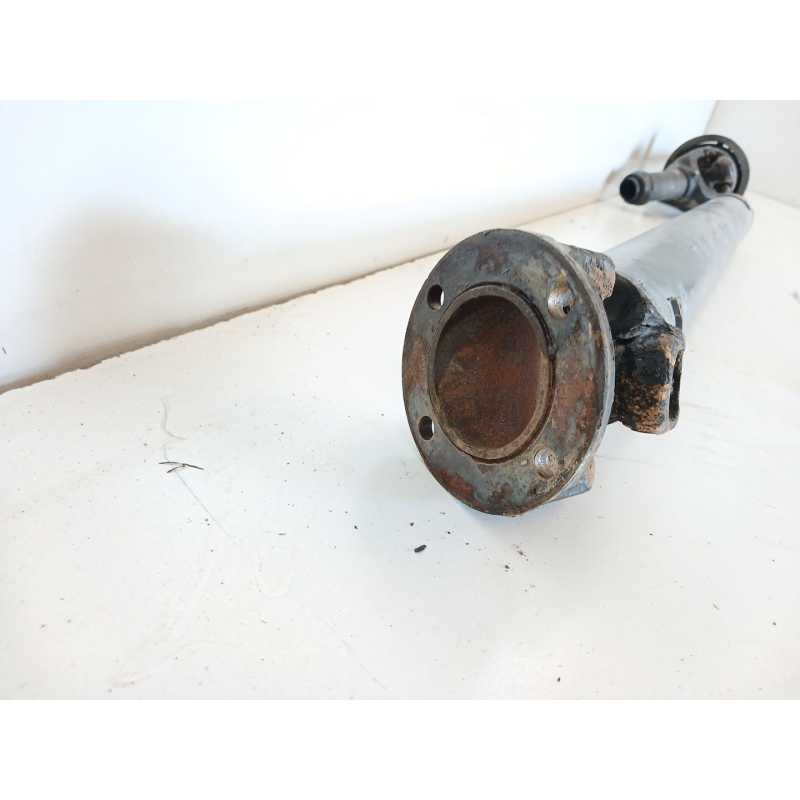 Recambio de transmision central trasera para nissan atleon 110 referencia OEM IAM - Blanco 2