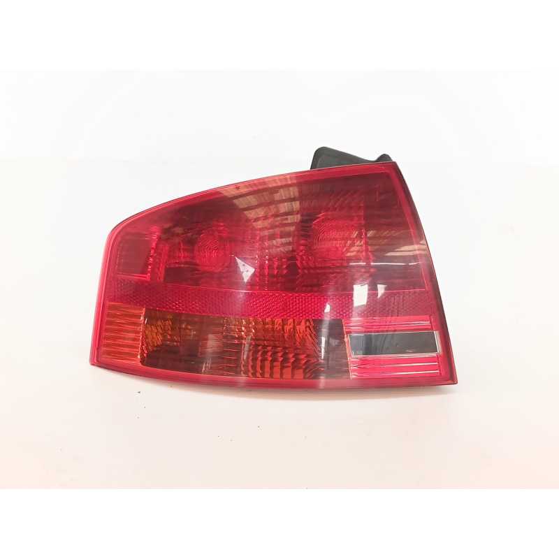 Recambio de piloto trasero izquierdo para audi a4 b7 (8ec) 2.0 tdi 16v referencia OEM IAM 8E5945095  