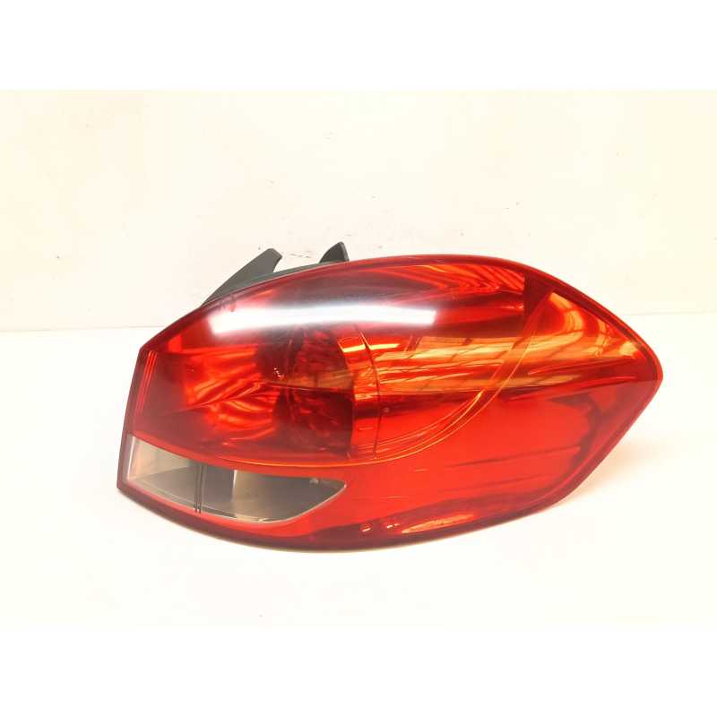 Recambio de piloto trasero derecho para renault clio iii grandtour (kr0/1_) 1.5 dci (kr0f) referencia OEM IAM 8200586844  