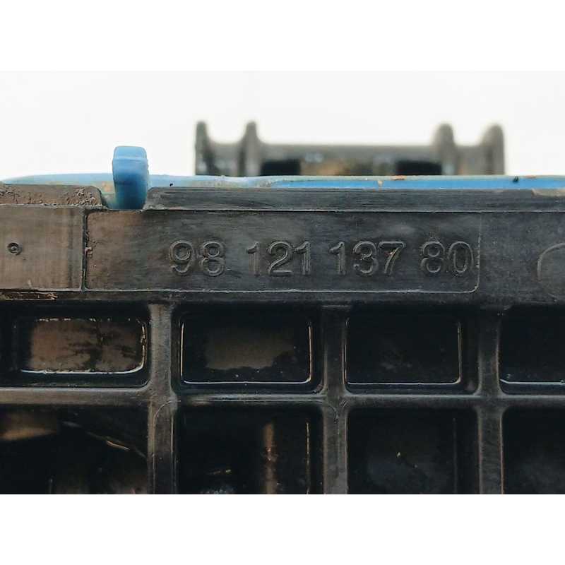 Recambio de termostato para citroën c4 iii (ba_, bb_, bc_) 1.5 bluehdi 130 (bbyhzb) referencia OEM IAM 9812113780 - Rojo 2