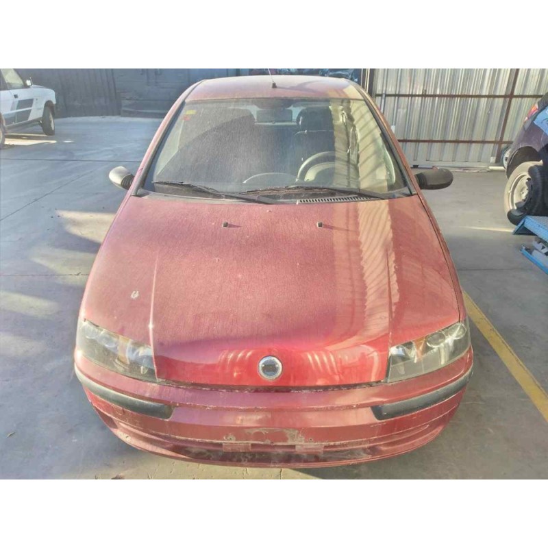fiat punto berlina (188) del año 2000
