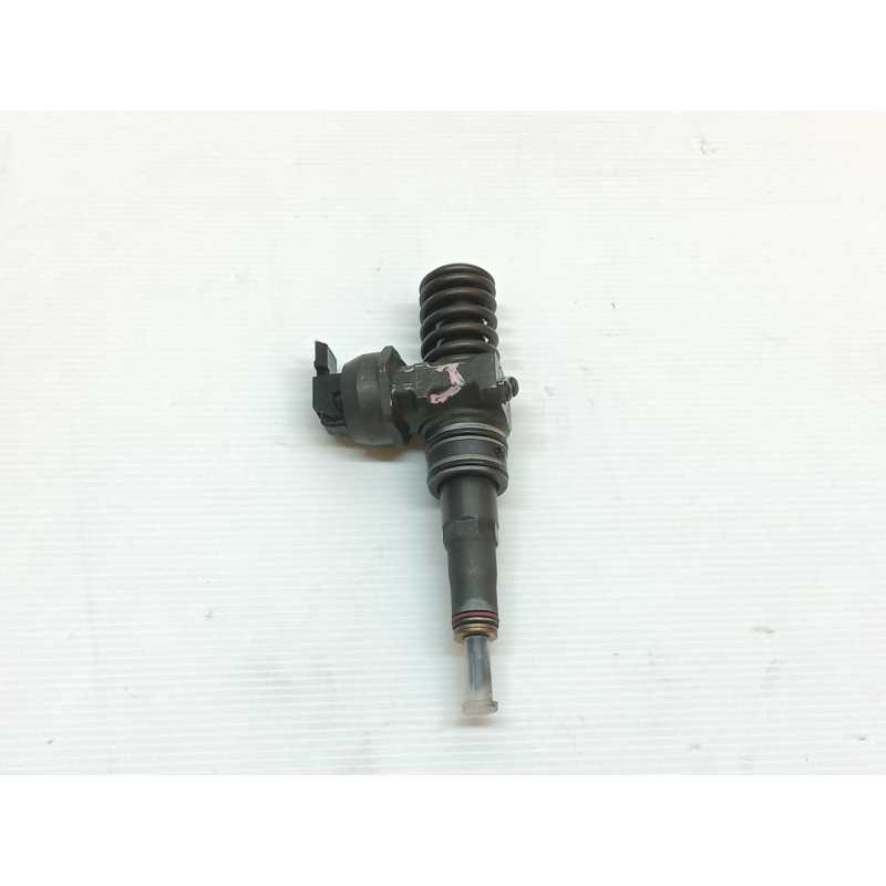 Recambio de inyector para volkswagen golf v (1k1) 1.9 tdi referencia OEM IAM 038130073BN 0414720313 