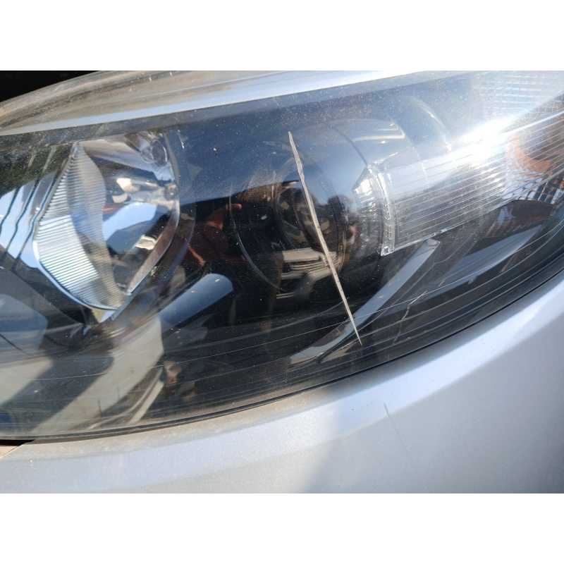 Recambio de faro izquierdo para renault captur referencia OEM IAM 260607817R 2