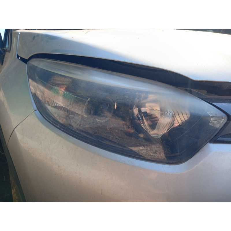 Recambio de faro derecho para renault captur referencia OEM IAM 260100855R 2